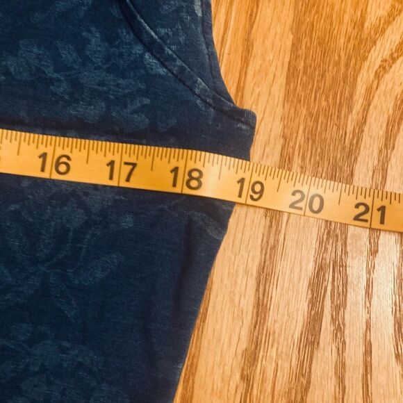 WHBM Gray/Blue V-Neck Tunic - Picture 6 of 8